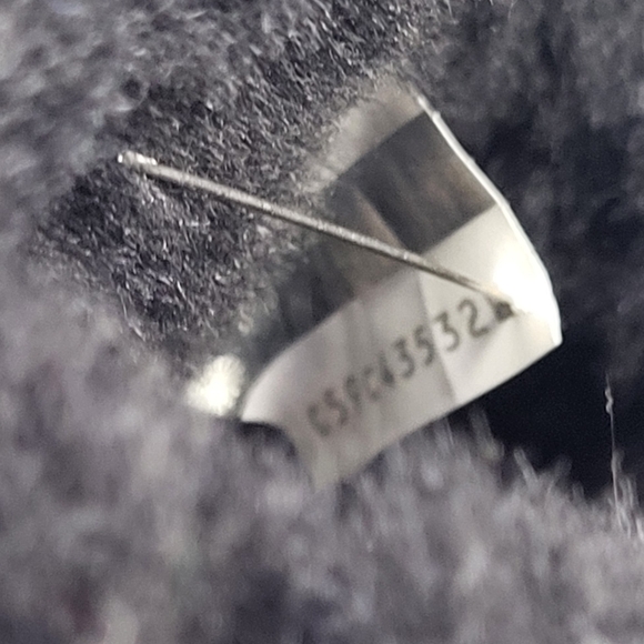 UGGs Low Top Shearling Ankle Boots in Black size 6 - Picture 11 of 11